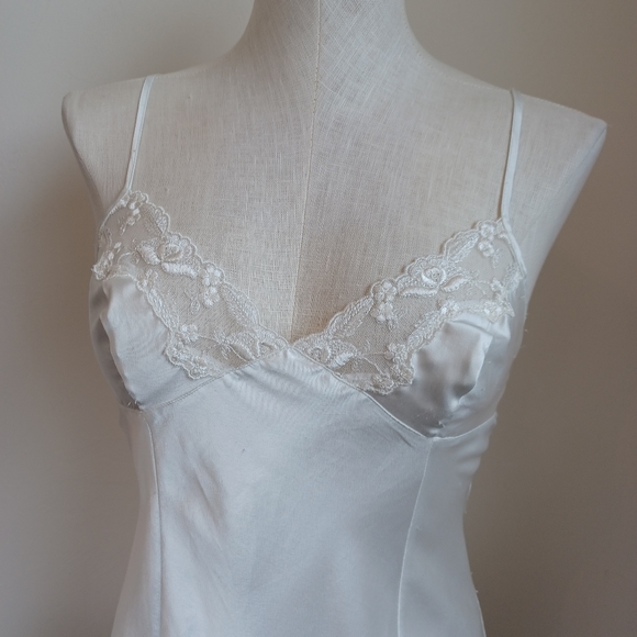 Victorias Secret Peignoir Set Short Gown and Robe Ivory Vintage Womens Small - Picture 5 of 16